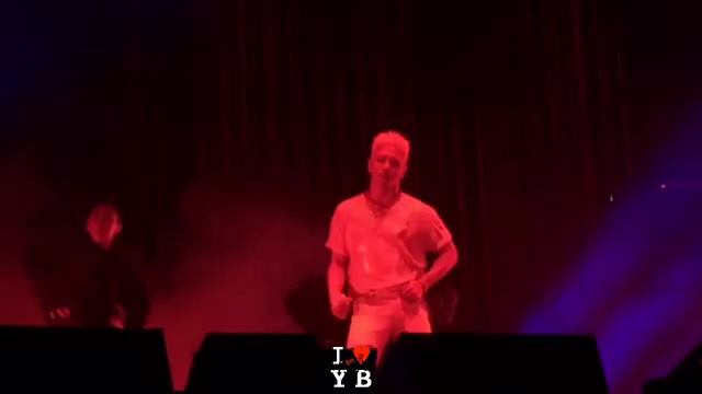 170922 TAEYANG - SO GOOD(LEXUS) @ WHITE NIGHT in Manila смотреть онлайн