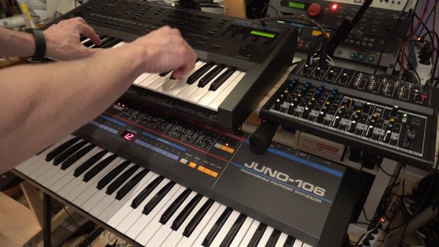 Roland Pro-E & Roland Juno-106 song Arranger Evening with Juno 1.2.2024 смотреть онлайн