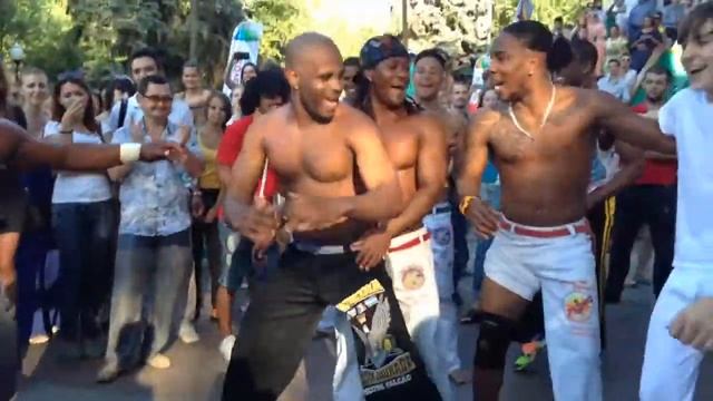 Рода под мостом 3 августа (Лера отжигает!) смотреть онлайн