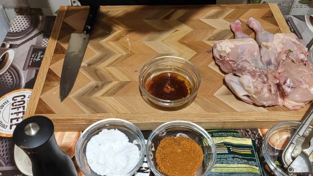 Сочная курица в маринаде с хрустящей корочкой. Курица гриль отдыхает!!! смотреть онлайн