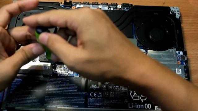 Lenovo Legion 5 15ACH6H เพิ่ม SSD M.2 1TB