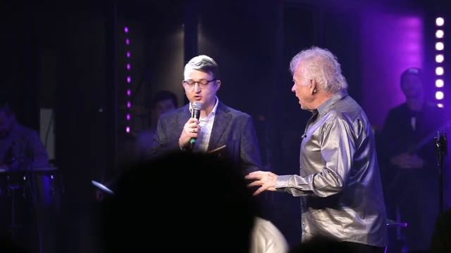 IRC 1st Sunday Service with Phill Driscoll | IRC Воксресное служение с Фил Дрискол смотреть онлайн