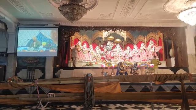 2021.11.01 ШБ А.Ч. Бхактиведанта Свами Прабхупада смотреть онлайн