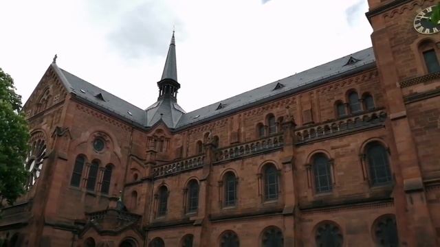 #Freiburg Фрайбург-им-Брайсгау/ Церковь Святого Иоанна, обзор снаружи / Johanneskirche
