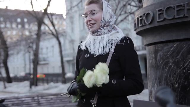 Стихотворение Есенина "Я иду долиной" смотреть онлайн