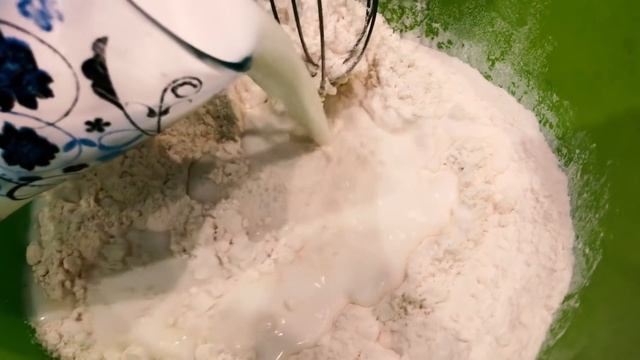 Выпросила РЕЦЕПТ в кафе. ТАК ВКУСНО!!! Закуска, которая покорит сразу. КОЛЬЦА кальмаров в КЛЯРЕ смотреть онлайн