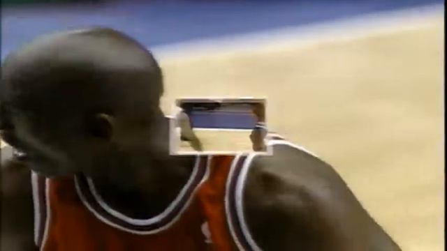 Jordan Draws Shooting Foul Against John Starks