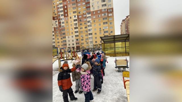 "День снеговика и день народных игр и забав" смотреть онлайн