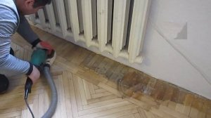 Шлифовка старого паркета в квартире
