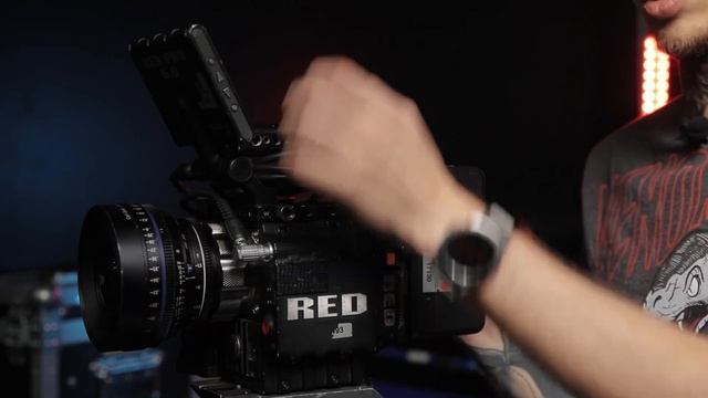 М1 8 Разница между RED Alexa смотреть онлайн