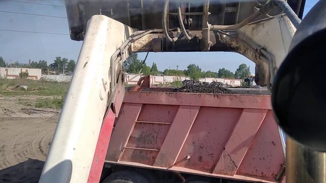 Рабочий день начинается с погрузки.18 мая 2021 г. смотреть онлайн