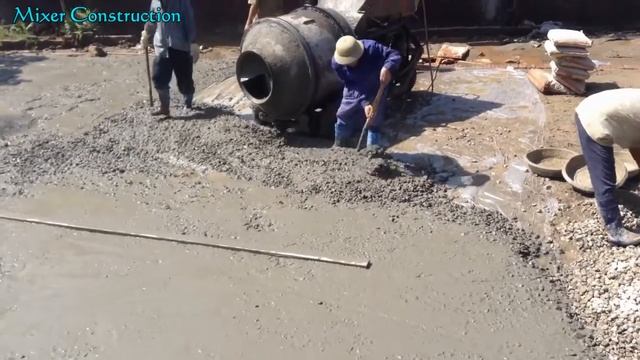 Технология заливки бетона во дворе Быстрое бетонирование площадки и заливка бетона смотреть онлайн