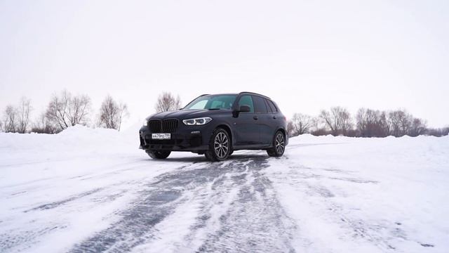 Выразительный тюнинг BMW X5 заметят, даже если вы уноситесь вдаль на максимальных оборотах смотреть онлайн