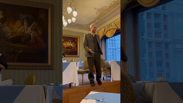 РУССКИЕ СЕЗОНЫ: Проект «ЗАБЛУДШИЕ» | спектакль-экскурсия в Националь | Юрий Олеша смотреть онлайн