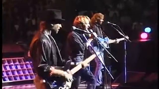 Bee Gees _ Nights On Broadway (live 1989) смотреть онлайн