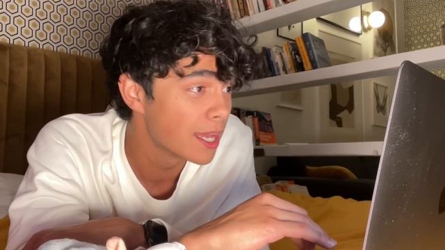 giving my credit card to ROBLOX strangers… смотреть онлайн