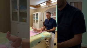 Остеопатическое лечение при кривошеи у новорожденного