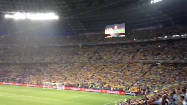 Украинский гимн перед матчем Украина - Франция смотреть онлайн
