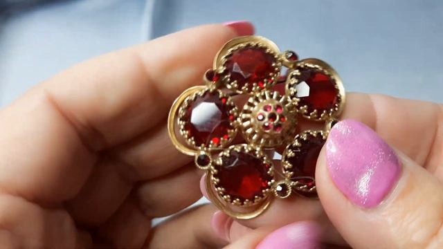 Первая брошь-фрукт из Австрии в моей коллекции!Необыкновенные старые чехословацкие броши . смотреть онлайн