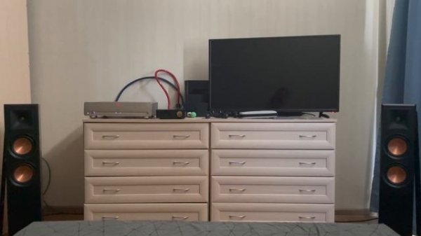 Влияние на звучание системы от позиции установки кабеля питания DH Labs Red Wave и Furutech FP-3TS2