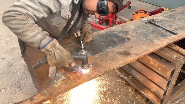 Плазморез Сварог REAL CUT 100 NHF Самодельные Сопла 2 мм Лист 20 мм Plasma cut Homemade Nozzles 2 m смотреть онлайн