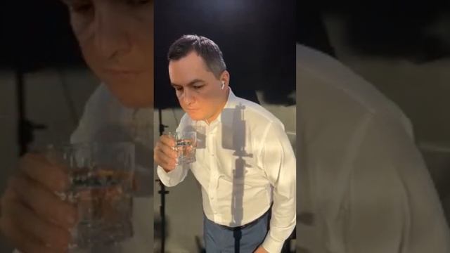 Не кладите глаза в стакан. Валентин Шишкин смотреть онлайн