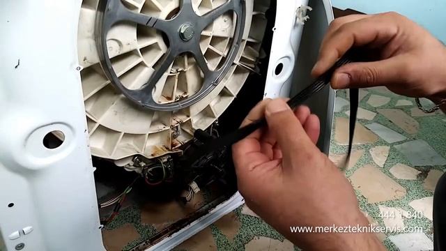 Çamaşır Makinesi Motor Kayışı Nasıl Değiştirilir ? смотреть онлайн