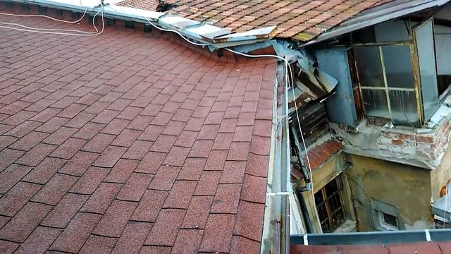 Покрив след намесата на ромската бригада?#покрив#ремонт#капана смотреть онлайн