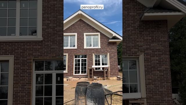 Монтаж фасадного декора из пенополистирола с покрытием.