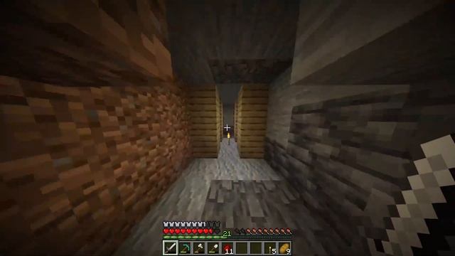 Enchanted gear & Mine shaft! (Public Java and Bedrock SMP) смотреть онлайн