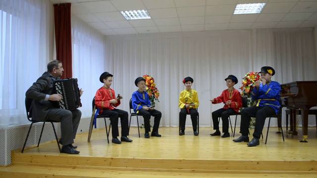 Сигаевские ложкари Светит месяц смотреть онлайн