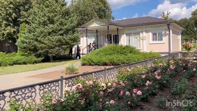 Мы с дочкой в Оптиной пустыни .