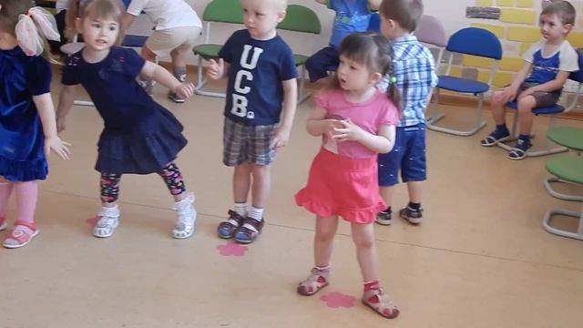 Мы танцуем "Буги-Вуги" смотреть онлайн