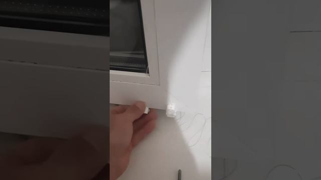 Установил рулонные шторы смотреть онлайн