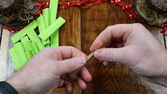 УДИВИТЕЛЬНЫЙ мастер-класс по изготовлению рождественских украшений из бумажных снежинок смотреть онлайн