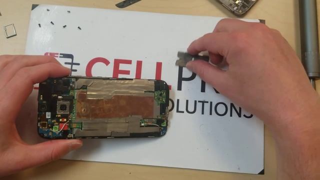 HTC One M8 not turning on. смотреть онлайн