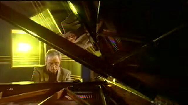 Pascal Devoyon - Debussy Estampes: III. Jardins sous la pluie смотреть онлайн