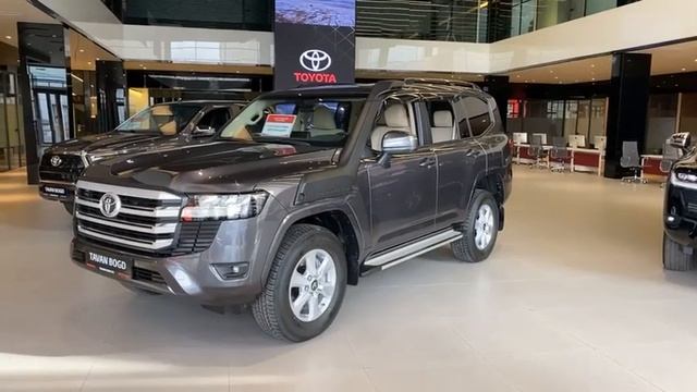 2023 Land Cruiser 300 VXR First Look