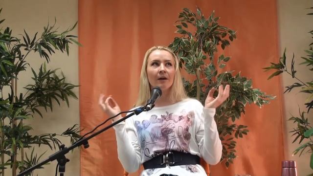 Усталость от движения ума ~ Оля Гаури смотреть онлайн