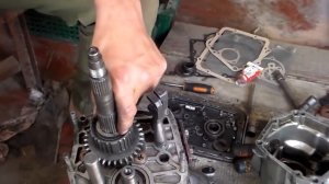 Сборка пятиступенчатой коробки передач ваз классика .