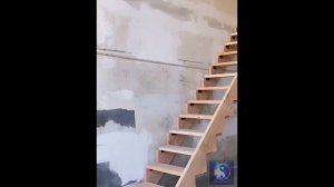 Лайфхак. Складная лестница на второй этаж. #Shorts