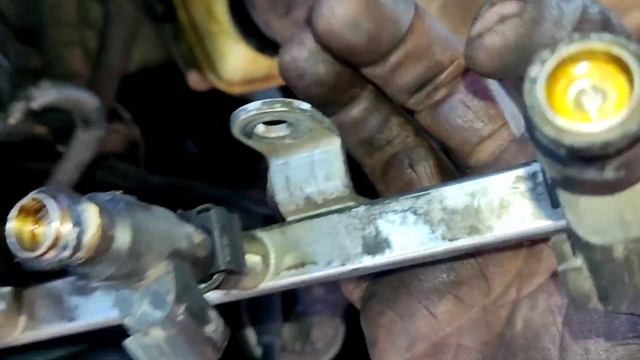 Cambiar inyectores aveo motor E-TEC II смотреть онлайн