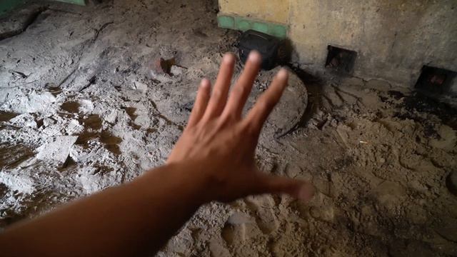 Verborgen Bunker Met Oude Tekeningen Uit De Oorlog !