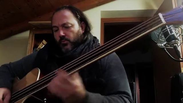 Buddy Walkin - Fretless Acoustic Bass - Mediterranean Blues смотреть онлайн