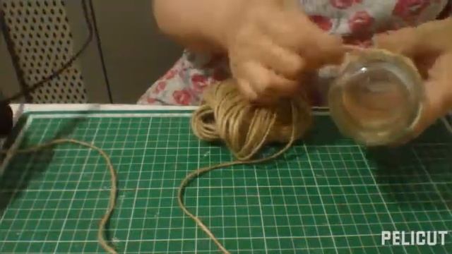 Самый простой и быстрый декор джутом стеклянной бутылочки. смотреть онлайн