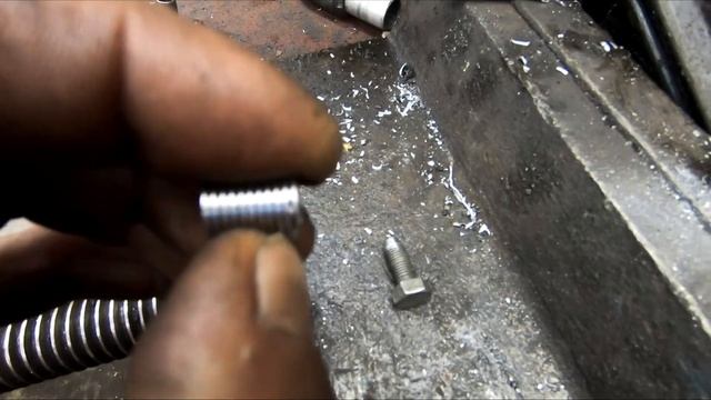 Форд Фокус 2. Кончилась резьба в рейке? Можно восстановить, "по быстренькому". смотреть онлайн