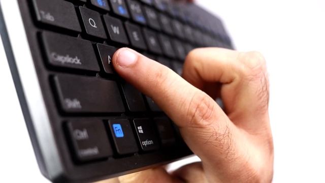 Budget Bluetooth Keyboard & Mouse For MacBook Air, MacBook Pro, IPad Pro, IPad Air. Rapoo 8000m