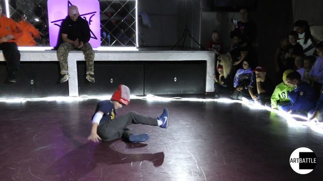 ART BATTLE 2019 | B'boy Костян & B'boy МАКСИМ | break dance kids 1x1 | 1/4 FINAL смотреть онлайн