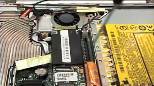 Powerbook 12" Repair - Modem Removal смотреть онлайн