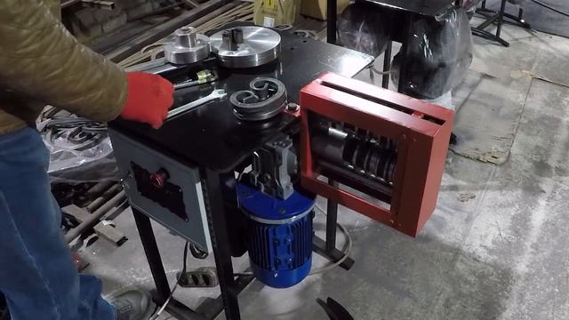 Что такое самозажимное лекало? смотреть онлайн